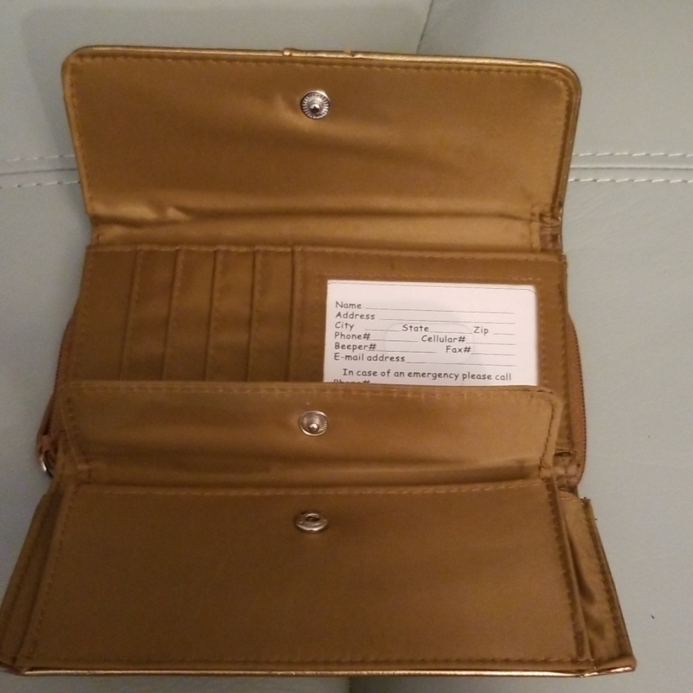 Wallet - Picture 4 of 6